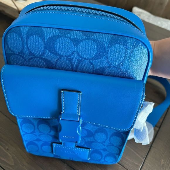 New - Coach Crossbody Blue - Picture 2 of 4